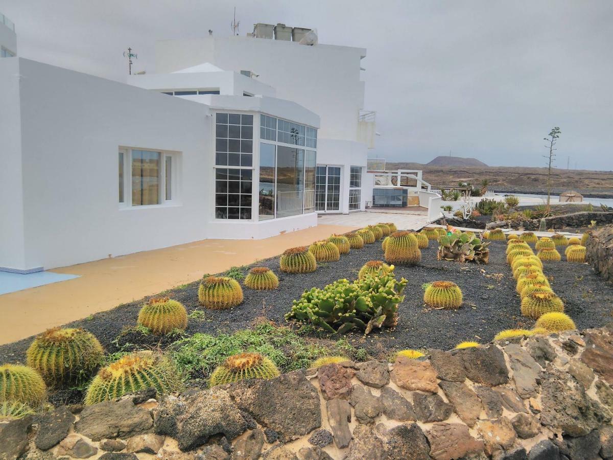 Mision Costa Hotel Corralejo Exterior photo